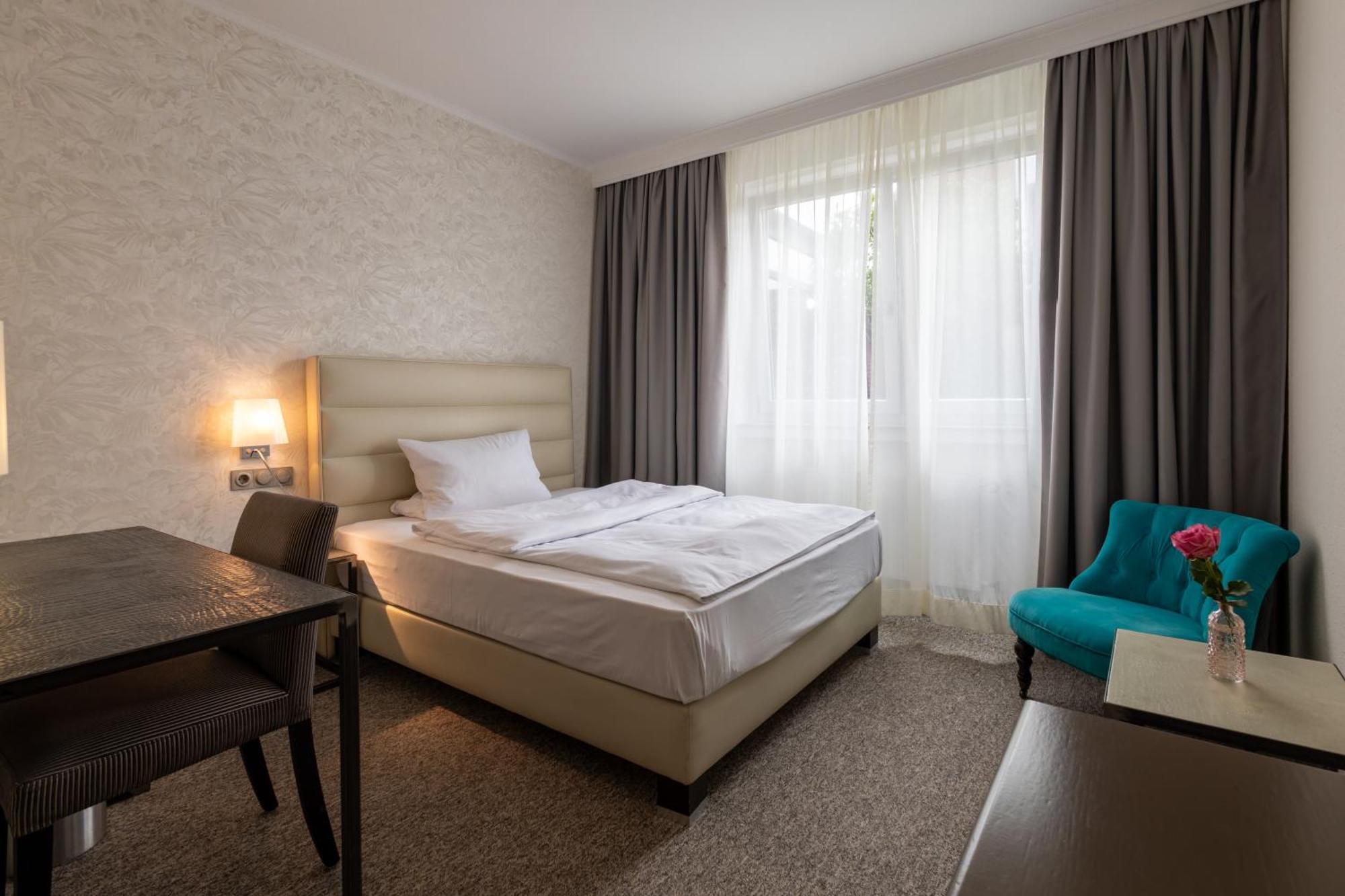 Hotel Fischerhaus Dusseldorf Bagian luar foto
